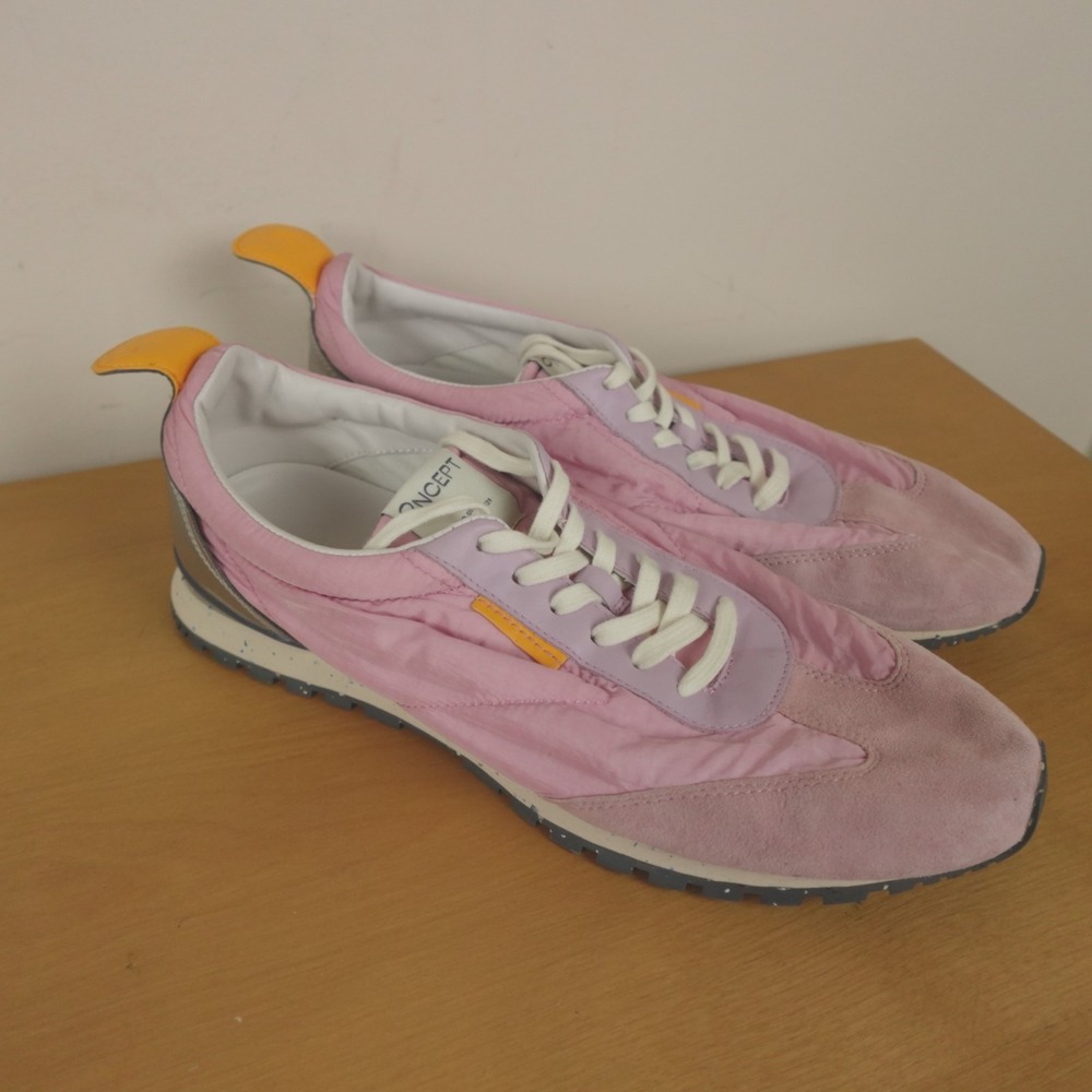 Oncept‎ Sneakers Tokyo